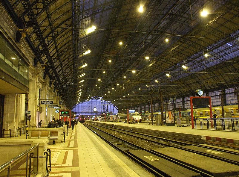 800px-Bordeaux_-_Gare_Saint-Jean_1